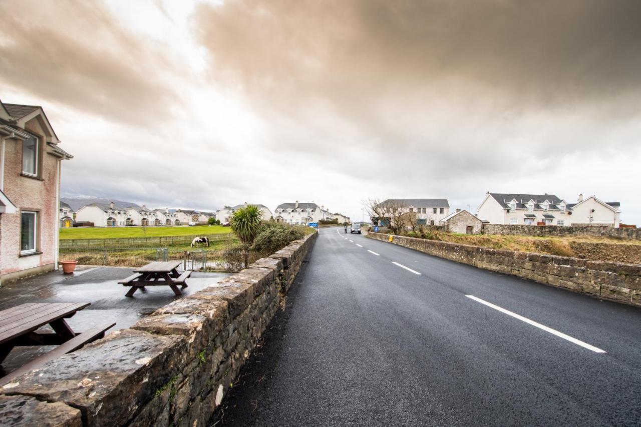 Beautiful Coastal House At The Drowes Rivermouth Holiday home